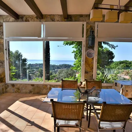 Flores 8 Personas Casa vacanze *